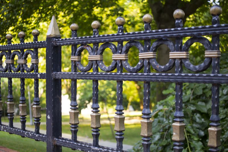 Aluminum Fence Construction in South Houston, TX